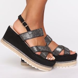 Sequin cross strap platform sandals